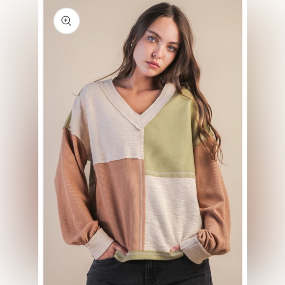The Callahan Oversized Color Block Knit Top NWT - Large - Picture 1 of 4